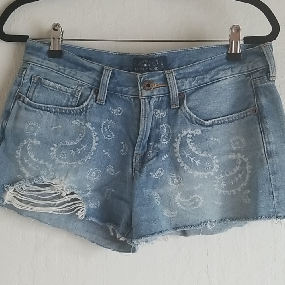 Lucky paisley short